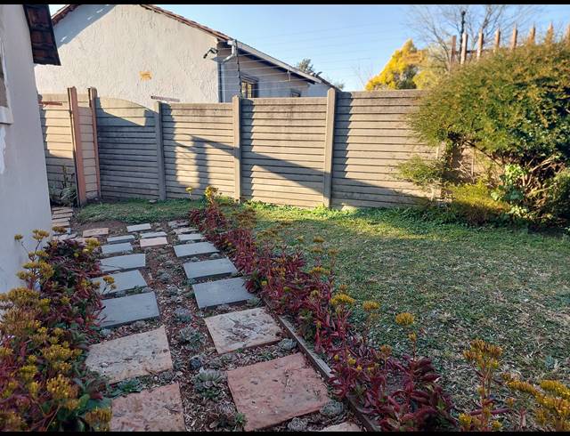 1 BEDROOM APARTMENT TO LET IN BIRCH ACRES